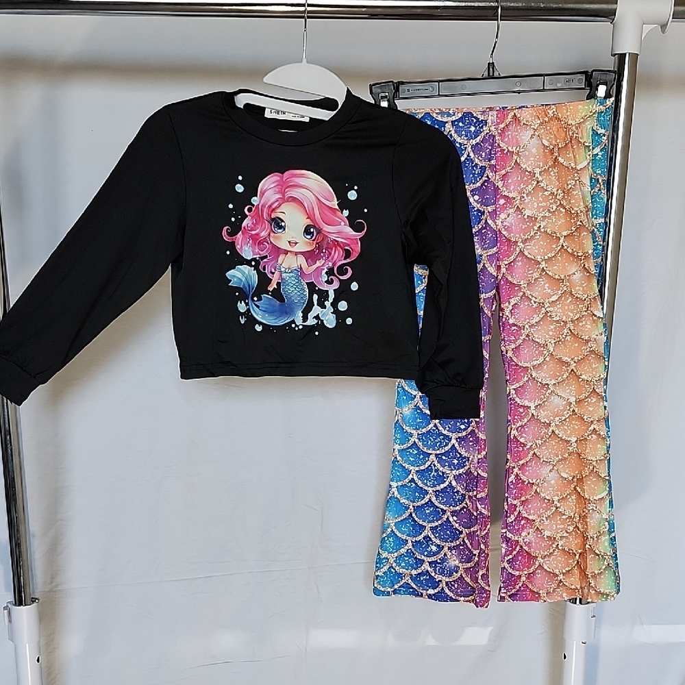 SHEIN Black and Multicolor Mermaid Kids Matching Set